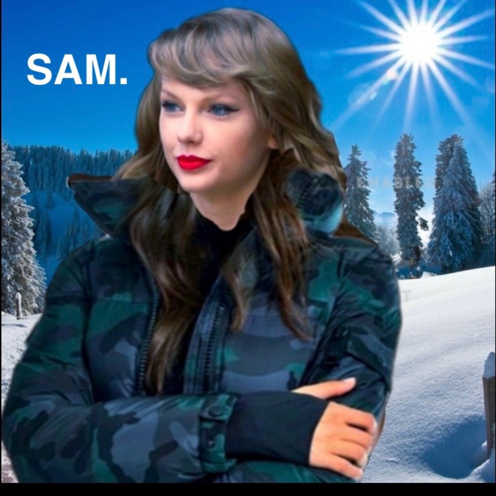 SAM. Women's Camouflage Puffer Jacket in Dark Green and Black